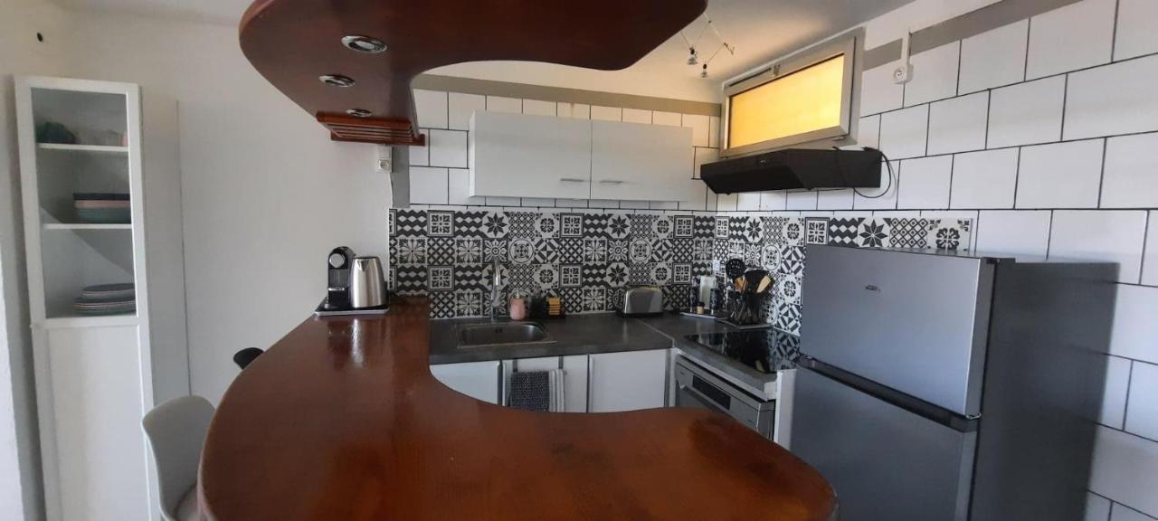 Superbe Appartement Avec Balcon Vue Mer ! Carqueiranne Exterior foto